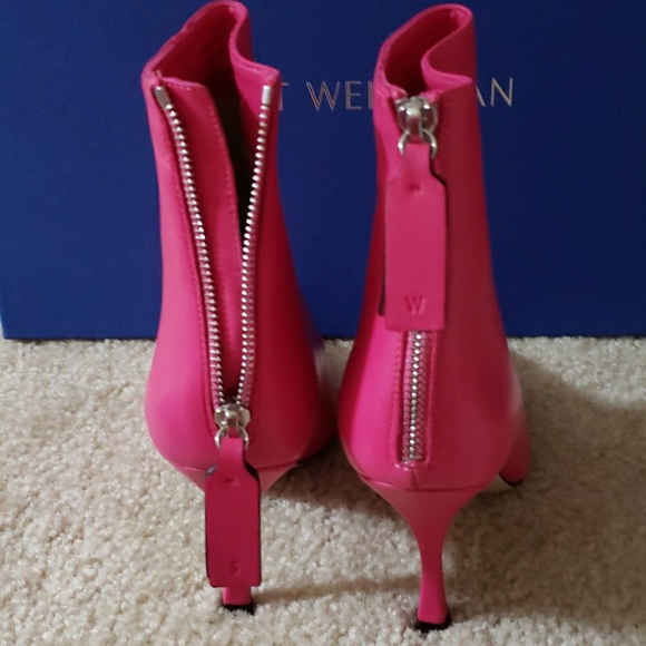 NEW Dr. Martens Pink Leather ZAVALA 8 Hole Boots Size 7 Air  **NEVER WORN** PRETTY PINK LEATHER BOOTIES